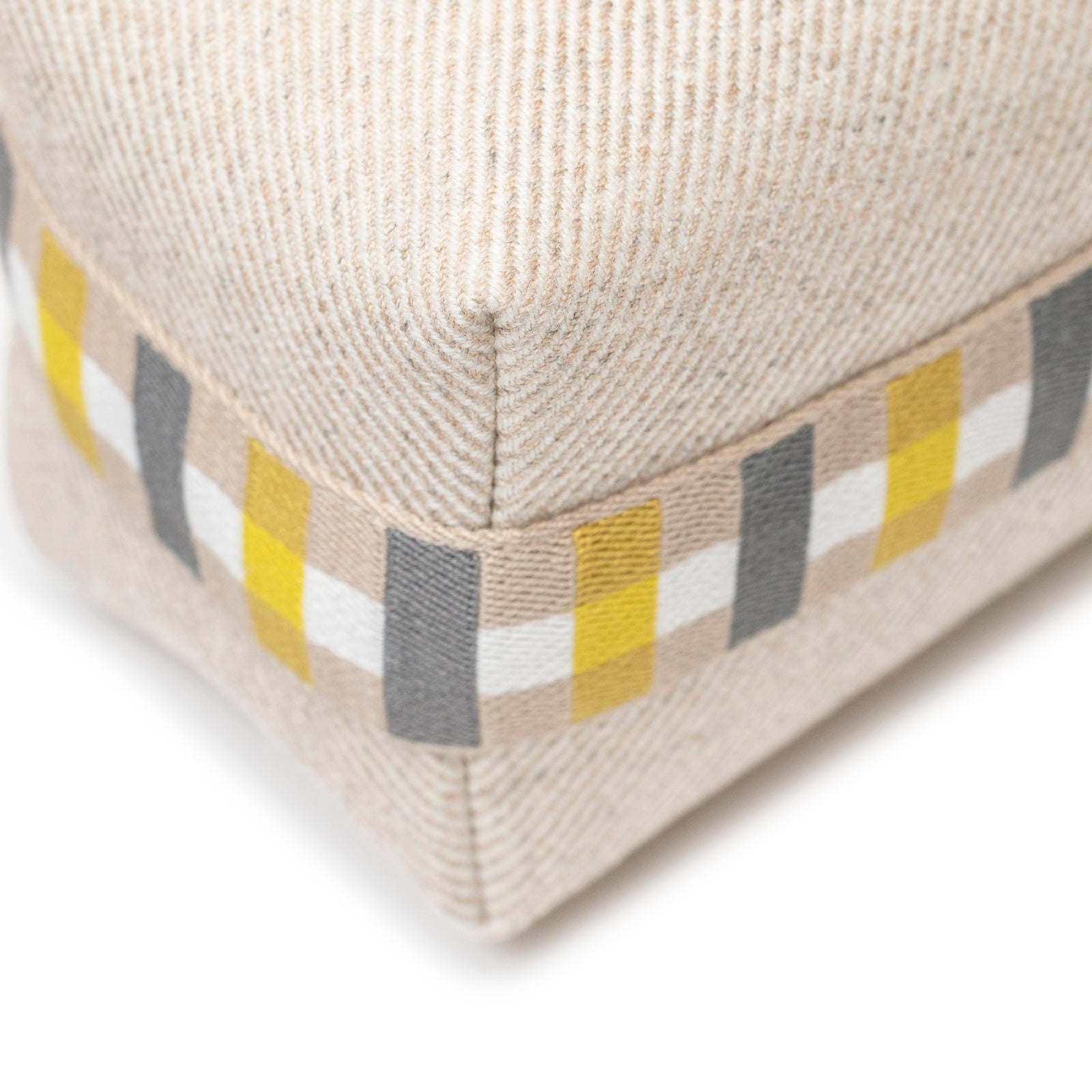 Close-up of corner detailing on Hermès Bride-a-Brac au Carre Case Small Model Seigle with textured fabric and geometric pattern