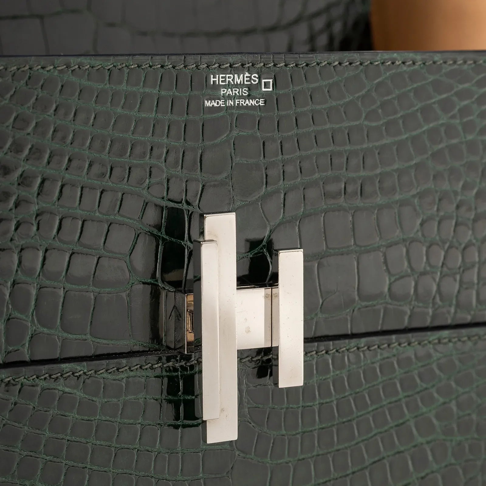 Hermès Cinhetic 18 Vert Fonce Shiny Alligator Palladium Hardware