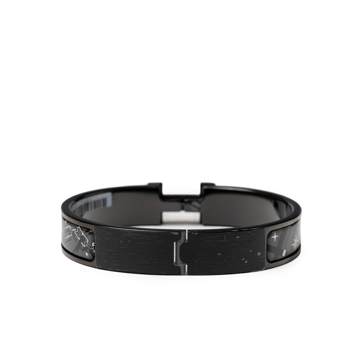 Front view of Hermès Clic HH C'est la Fete So Black Bracelet Grand Classique with black enamel and silver clasp detailing