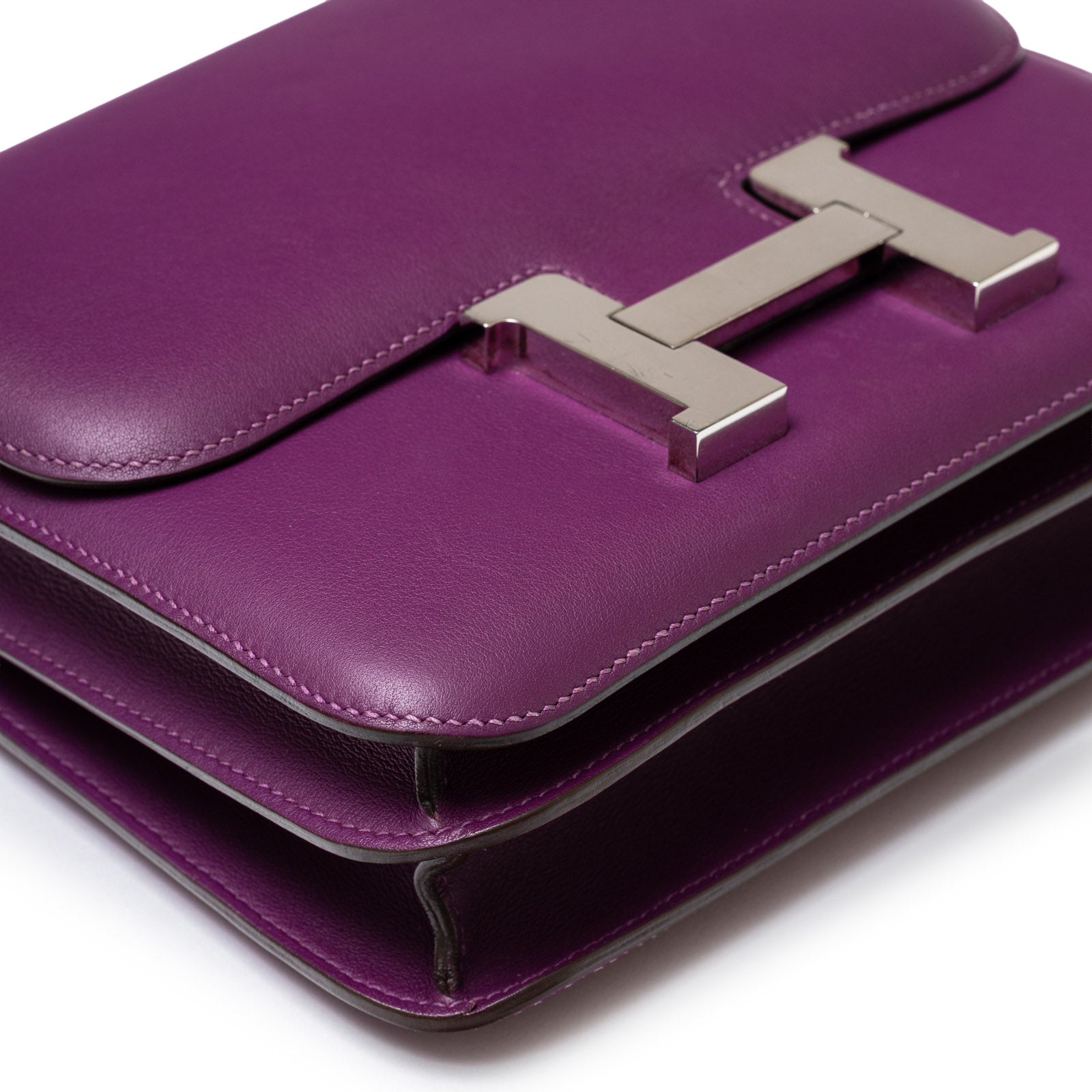 Hermès Constance 24 Anemone Swift Palladium Hardware - Front Corner Left