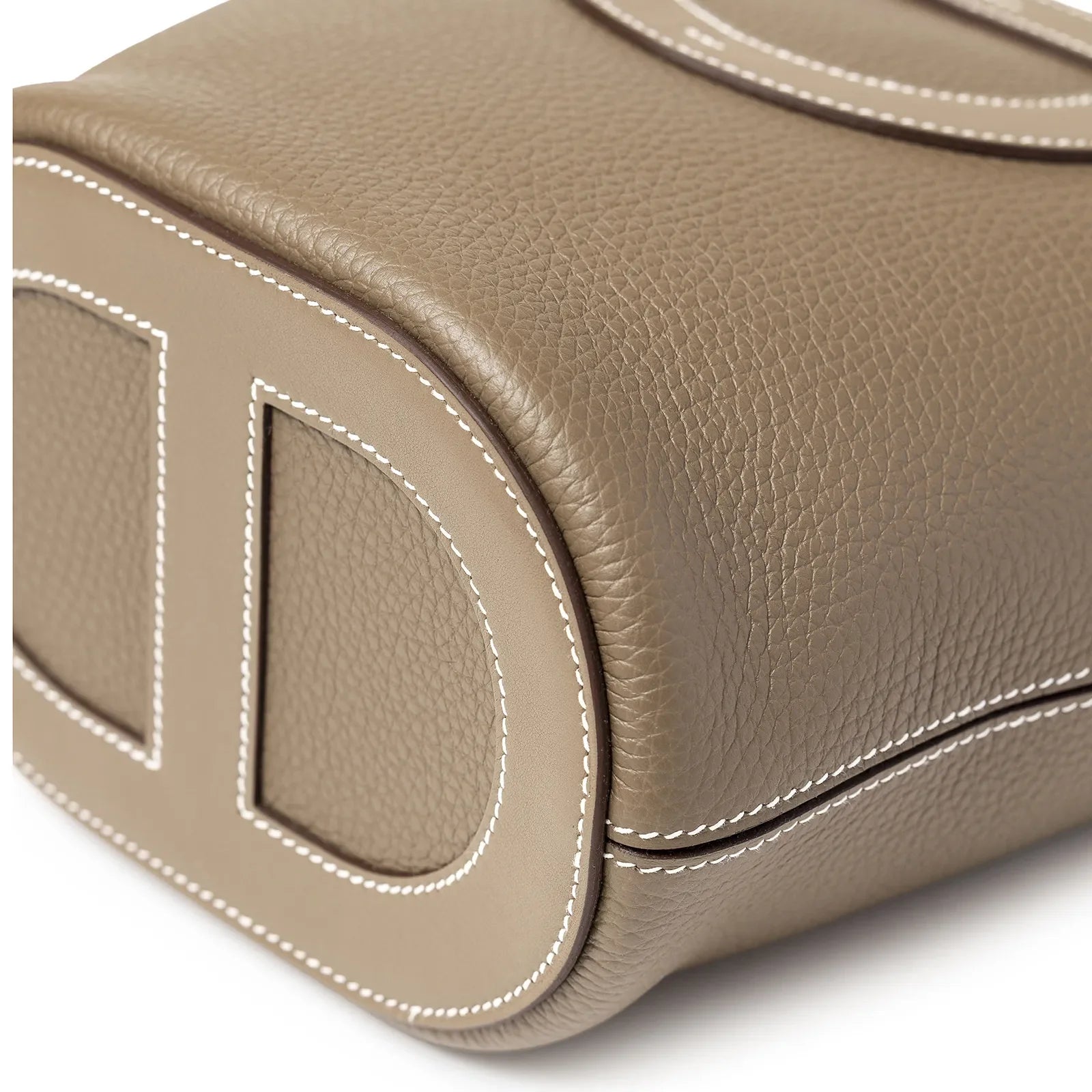 Hermès In-The-Loop 18 Etoupe Clemence and Swift Gold Hardware