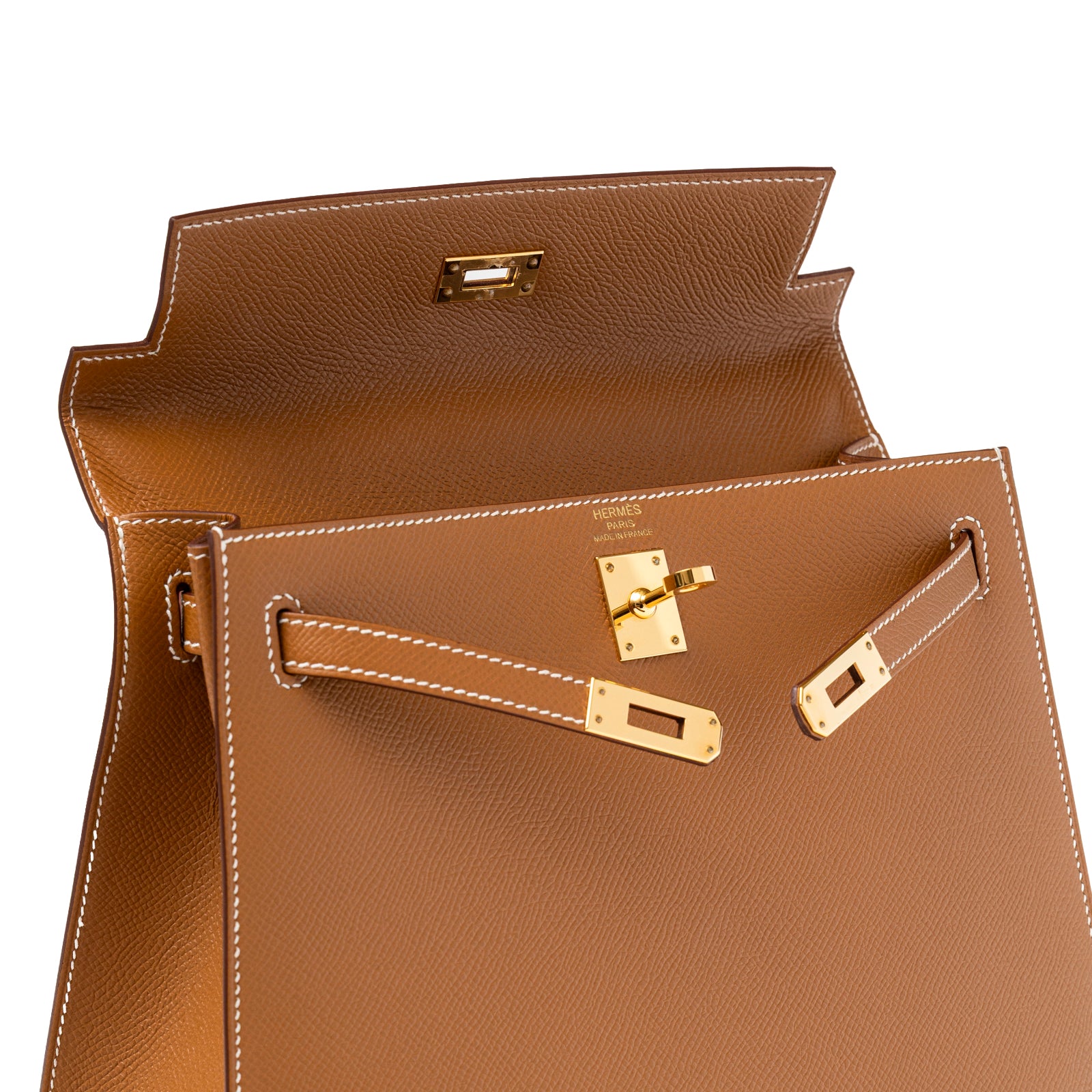 Hermès Kelly 25 Sellier Gold Epsom Gold Hardware open interior with clasp strap and stitching
