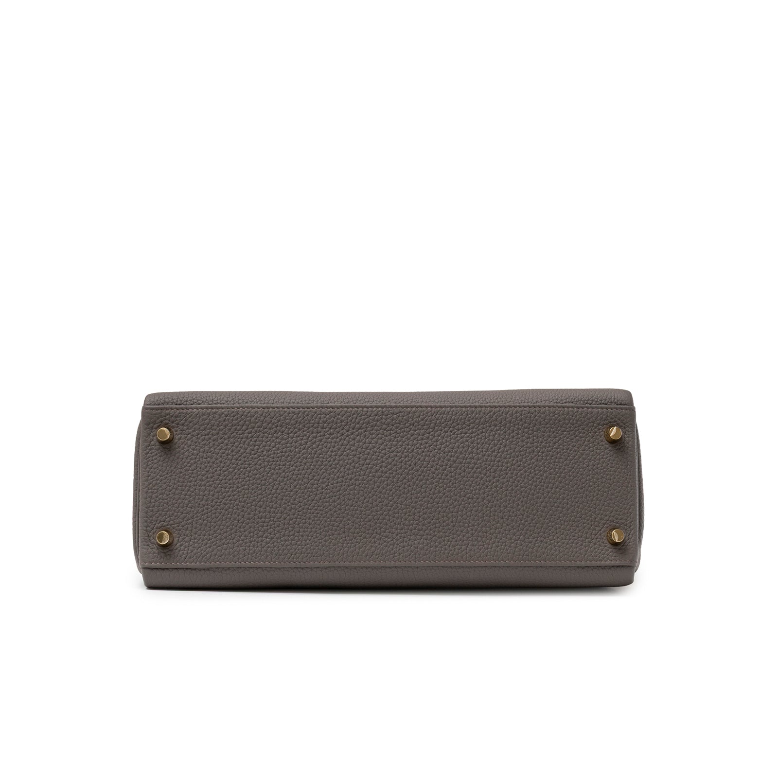 Bottom view showing the textured leather base with gold hardware feet of Hermès Kelly 32 Retourne Etain Togo Gold Hardware bag