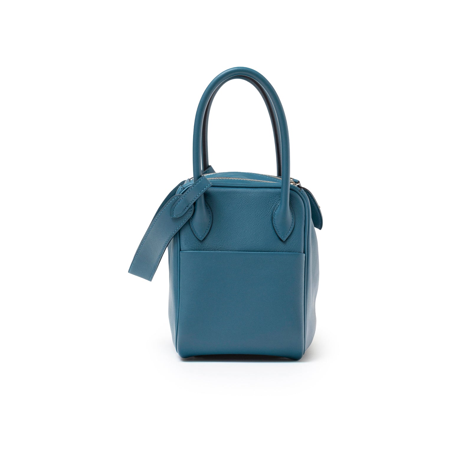 Front view of Hermès Lindy 26 Colvert Swift Palladium Hardware showing smooth leather and rounded handles