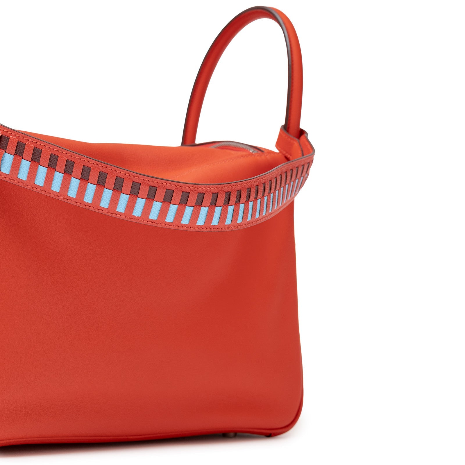 HERMES レッド エスパドリーユ イルカ刺繍 Hermès Lindy 30 Tressage in Capucine/Céleste/Rouge H Swift & Epsom