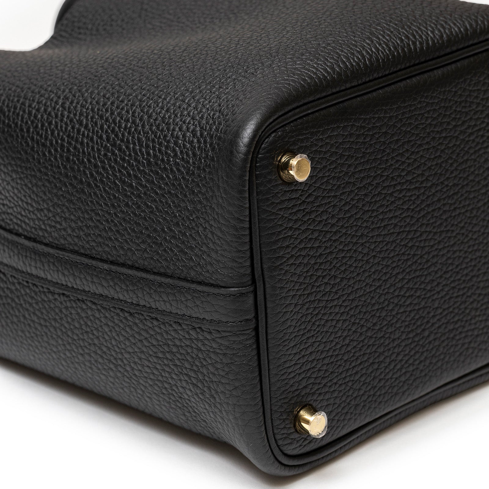 Hermès Picotin 18 in Black Clemence Leather with Gold Hardware