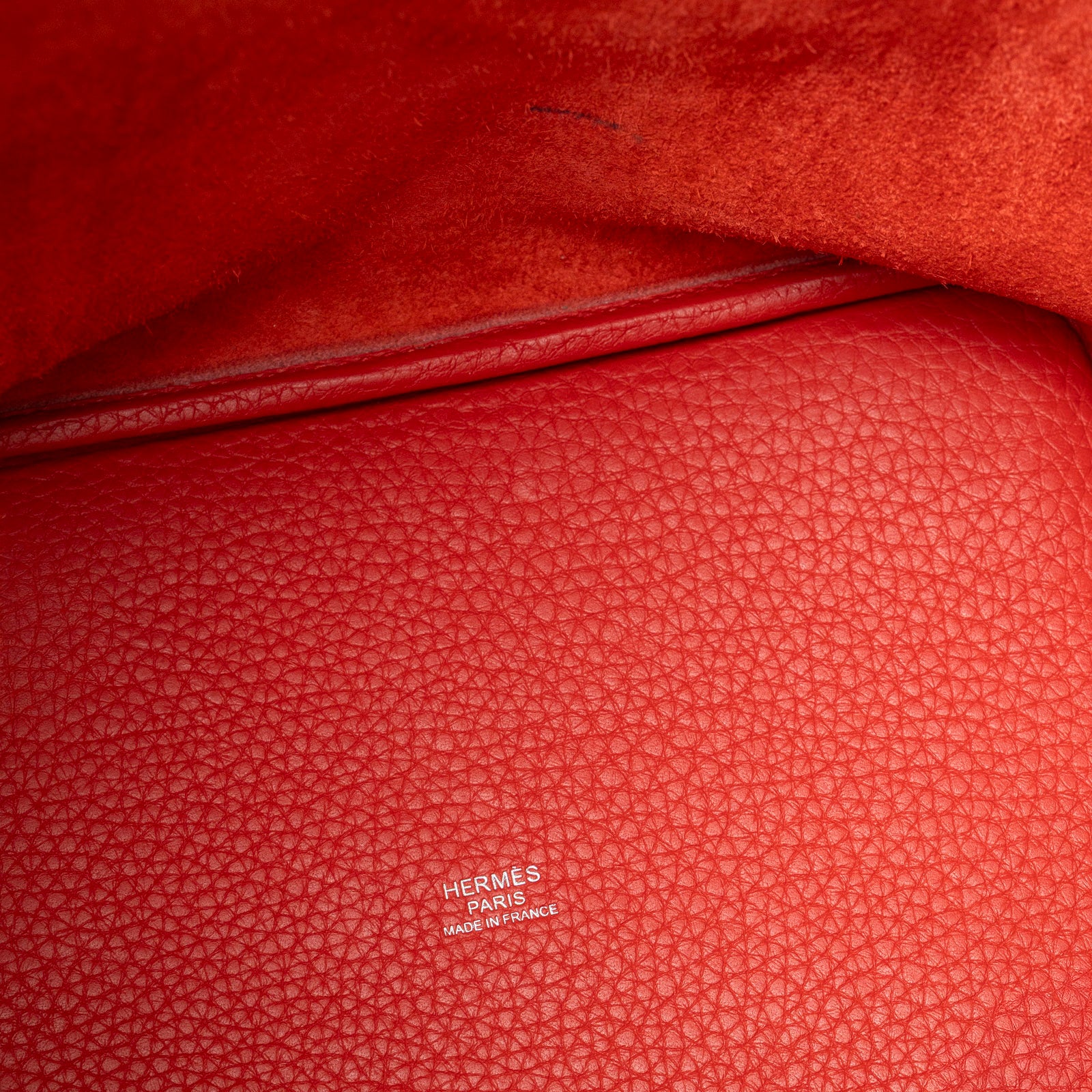 Close-up of interior lining and Hermès stamp inside Hermès Picotin 22 Rouge Tomate Rose Elegante Clemence Palladium Hardware