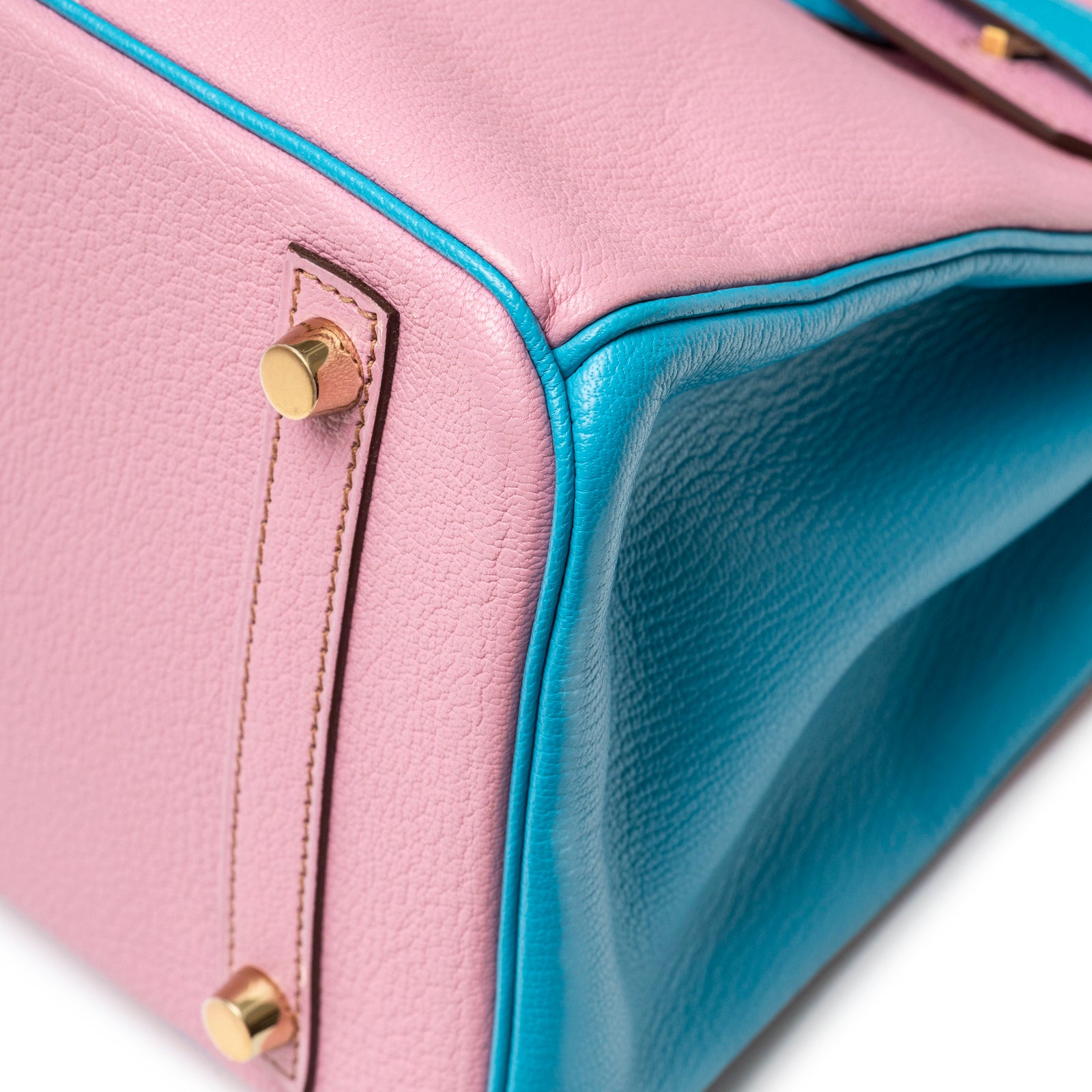 Close-up of corner detailing on Hermès Special Order HSS Horseshoe Birkin 30 Bubble Gum Pink Celeste Chevre Mysore Brushed Gold Hardware