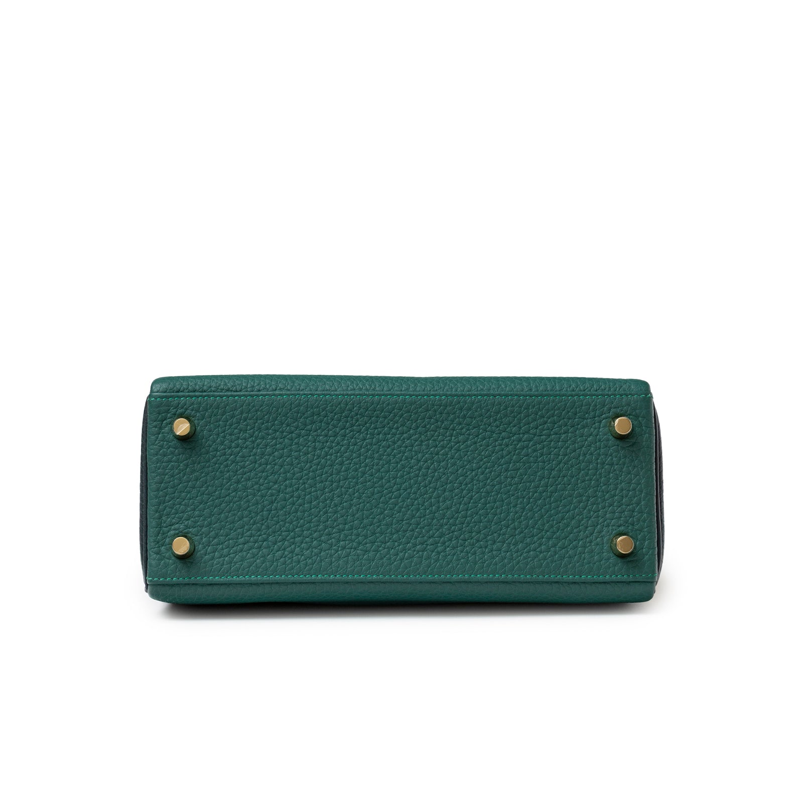 Bottom view of Hermès Special Order HSS Horseshoe Kelly 25 Malachite Vert Togo Gold Hardware showing leather texture and gold feet
