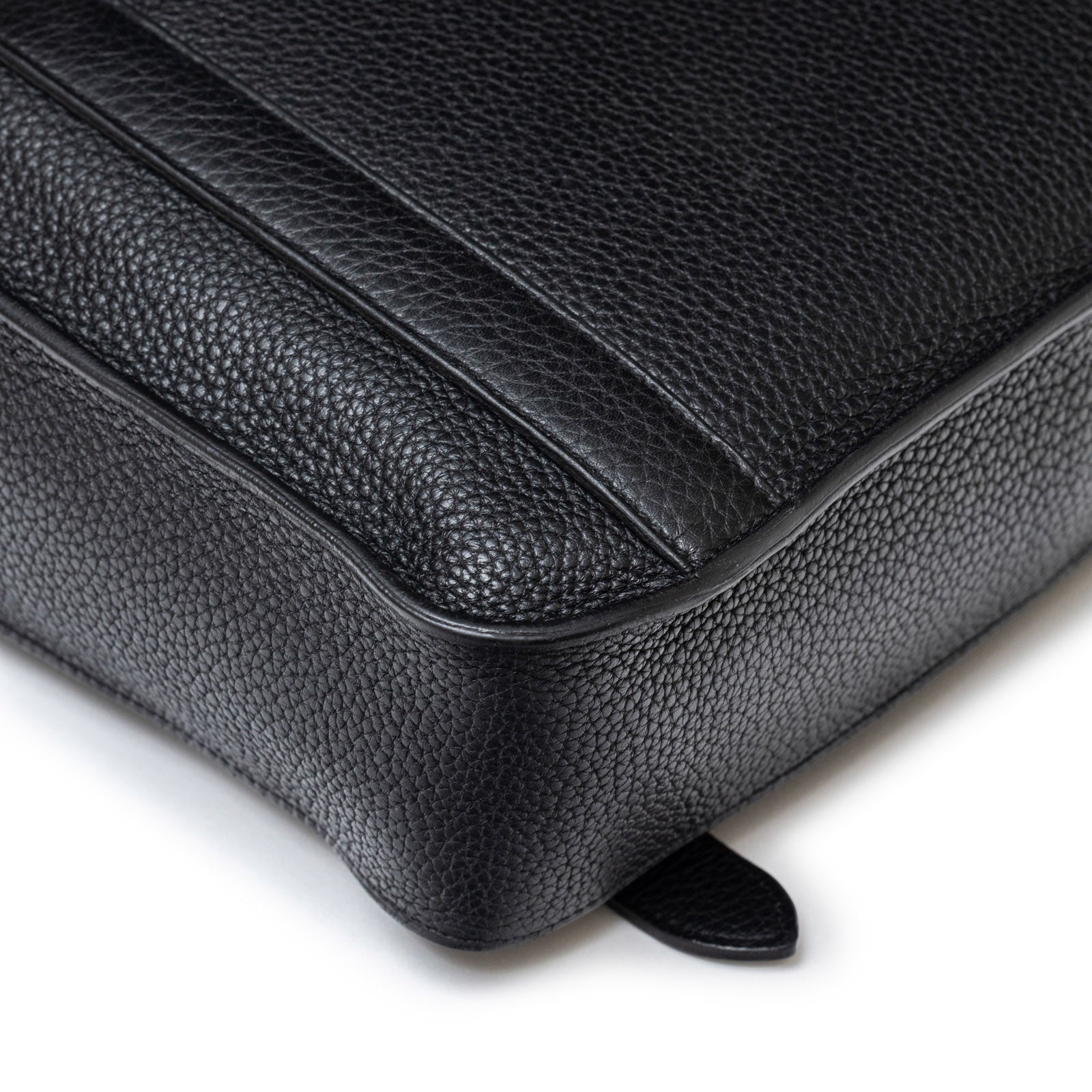 Hermès Steve Caporal Messenger 28 Black Clemence Palladium Hardware - Back Corner Left